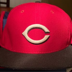 Reds hat